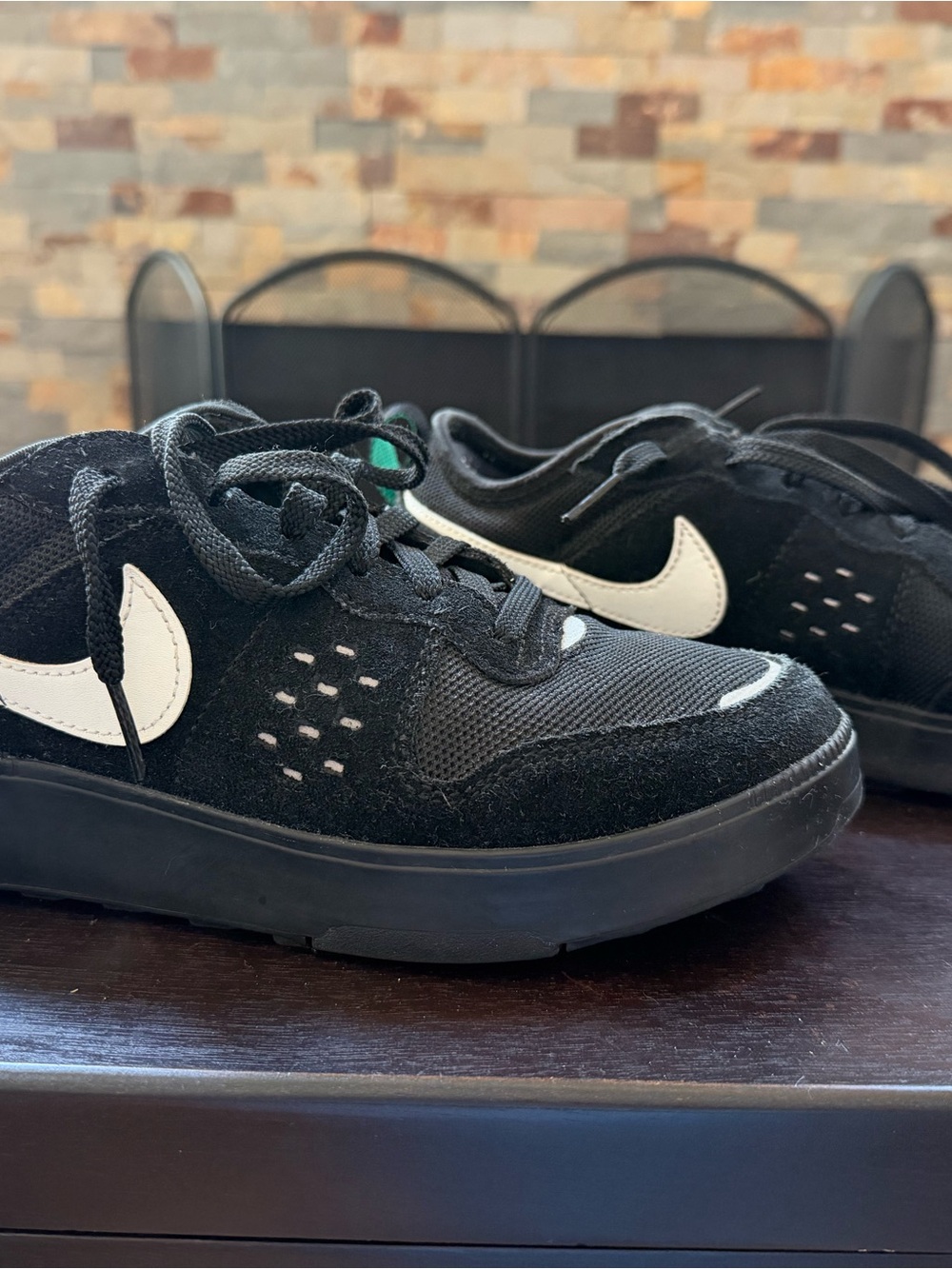 Nike C1TY Street Big Kids Sneakers Black White Green Size 5.5Y HQ0028-001